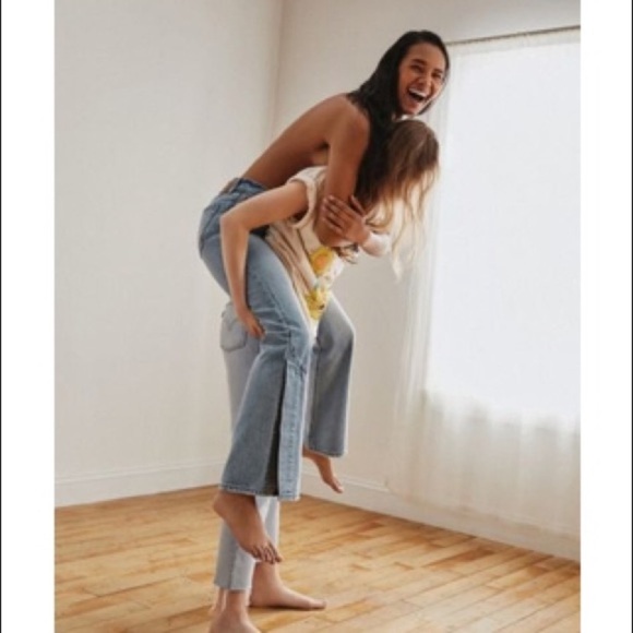 Levi’s Ribcage Split Flare Jeans - Picture 11 of 15